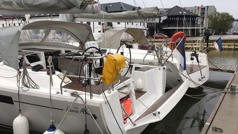 Hanse 385