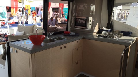 Fountaine Pajot Lucia 40