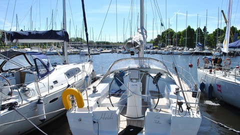 Hanse 400
