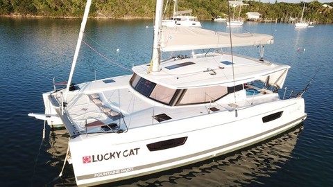 Fountaine Pajot Lucia 40