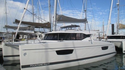 Fountaine Pajot Lucia 40