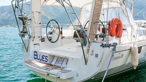 Beneteau Oceanis 48