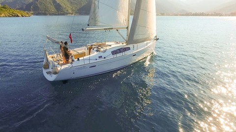 Beneteau Oceanis 43