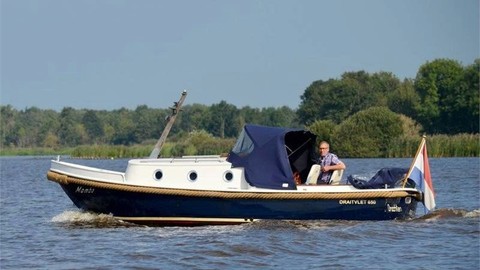 Victoria croisière trimaran de plongée