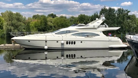 Azimut 68
