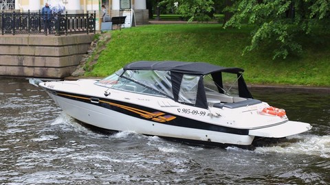 Four winns vista 285