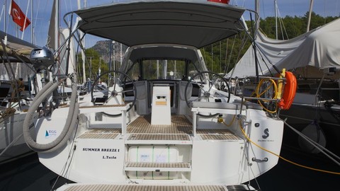 Beneteau Oceanis 38