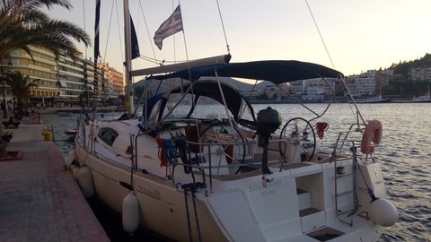 Beneteau Oceanis 43