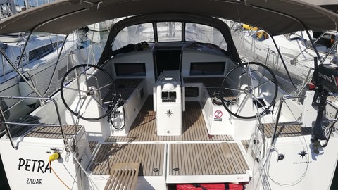 Jeanneau Sun Odyssey 440
