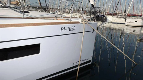 Beneteau Oceanis 38.1