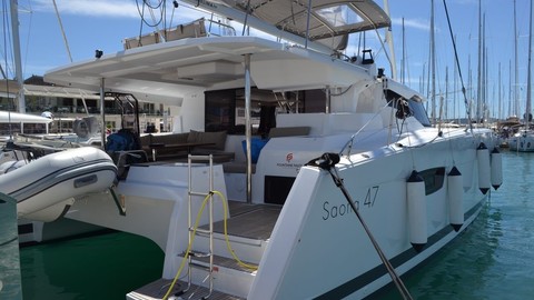 Fountaine Pajot Saona 47
