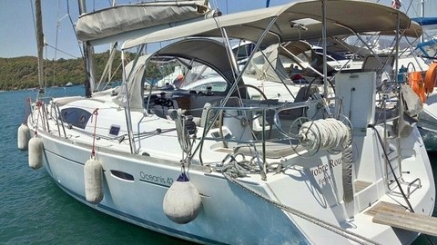 Beneteau Oceanis 43