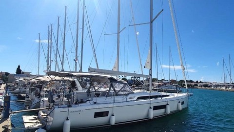 Beneteau Oceanis 51.1