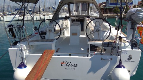 Beneteau Oceanis 38