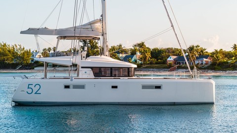 Lagoon 52 F