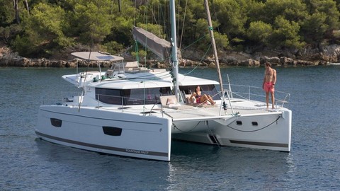 Fountaine Pajot Helia 44