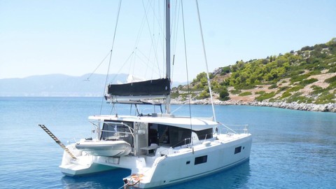 Lagoon 42