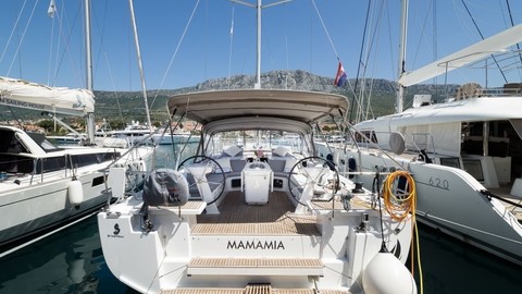 Beneteau Oceanis 51.1