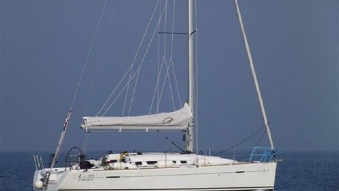 Beneteau First 35