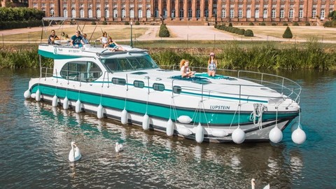 Cantieri estensi goldstar 560 c fly