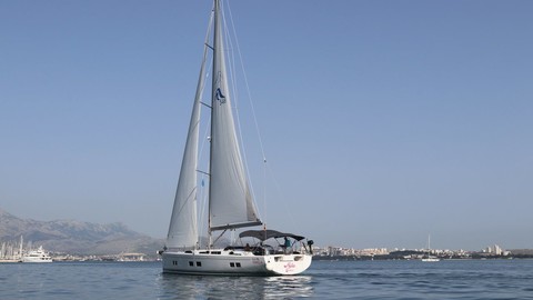 Hanse 548