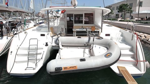 Lagoon 400