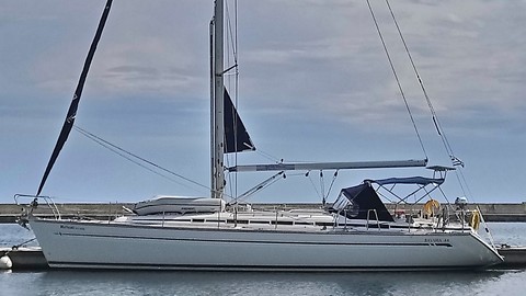 Bavaria 44
