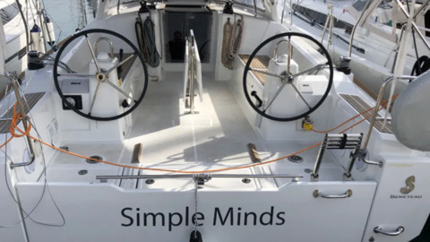 Beneteau Oceanis 38