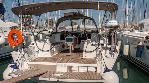 Dufour 382