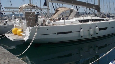 Dufour 560