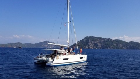 Fountaine Pajot Lucia 40