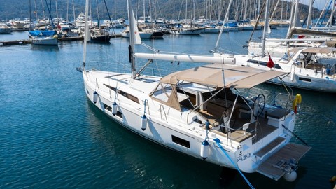 Beneteau Oceanis 46