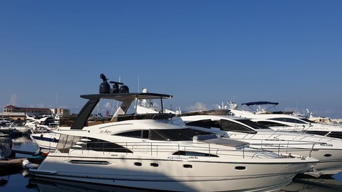 Fairline 58 Squadron