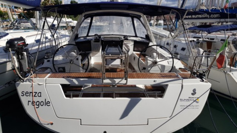 Beneteau Oceanis 45