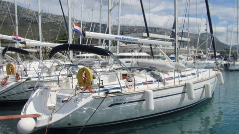 Bavaria 44