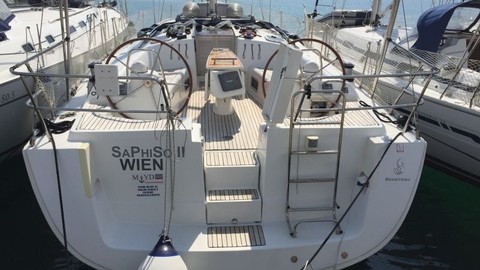 Beneteau Oceanis 43