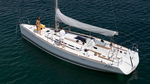Beneteau First 40