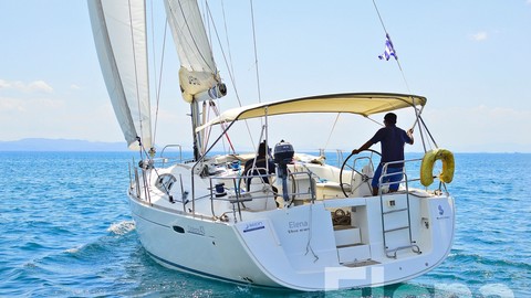 Beneteau Oceanis 43