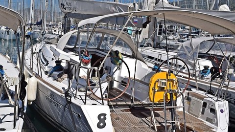 Beneteau First 45