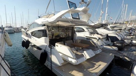 Galeon 430 Skydeck