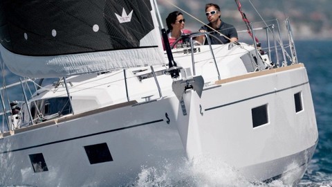 Beneteau Oceanis 38