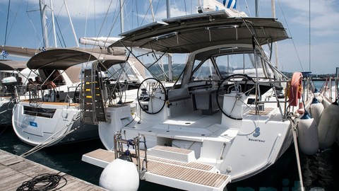 Beneteau Oceanis 48