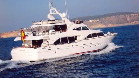 Benetti 100