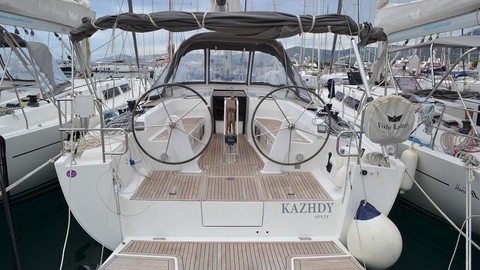 Hanse 445