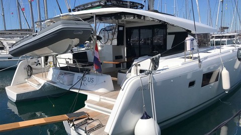 Lagoon 42