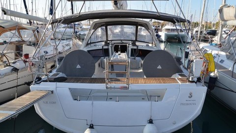 Beneteau Oceanis 48