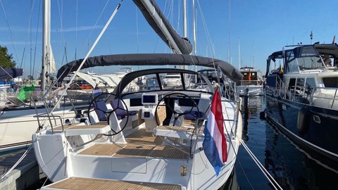 Hanse 418