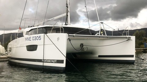 Fountaine Pajot Lucia 40