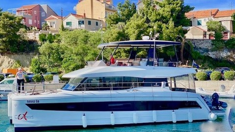 Fountaine Pajot Helia 44