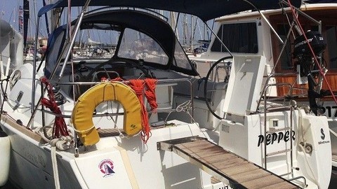 Beneteau Oceanis 40